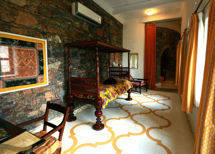 neemrana fort palace